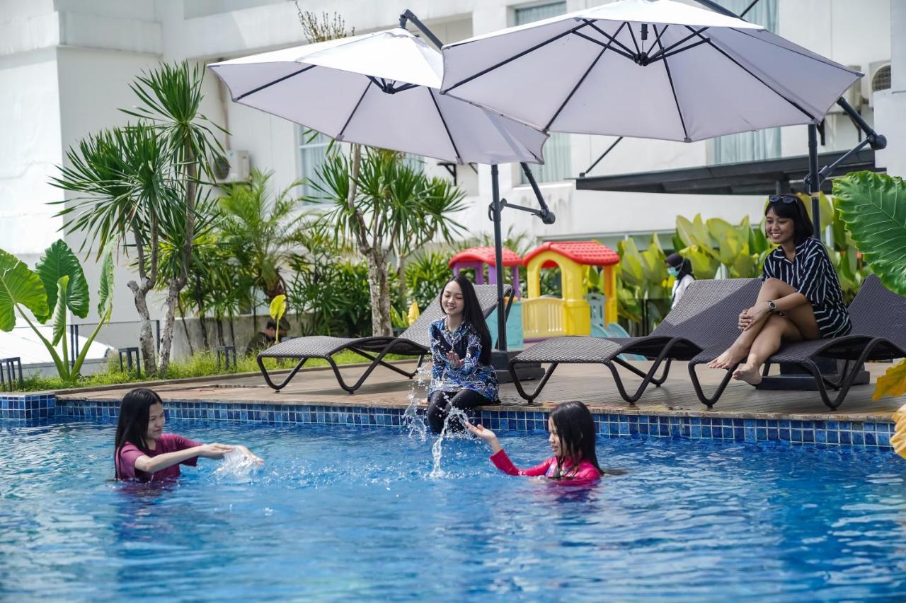 Luminor Hotel Purwokerto By Wh المظهر الخارجي الصورة