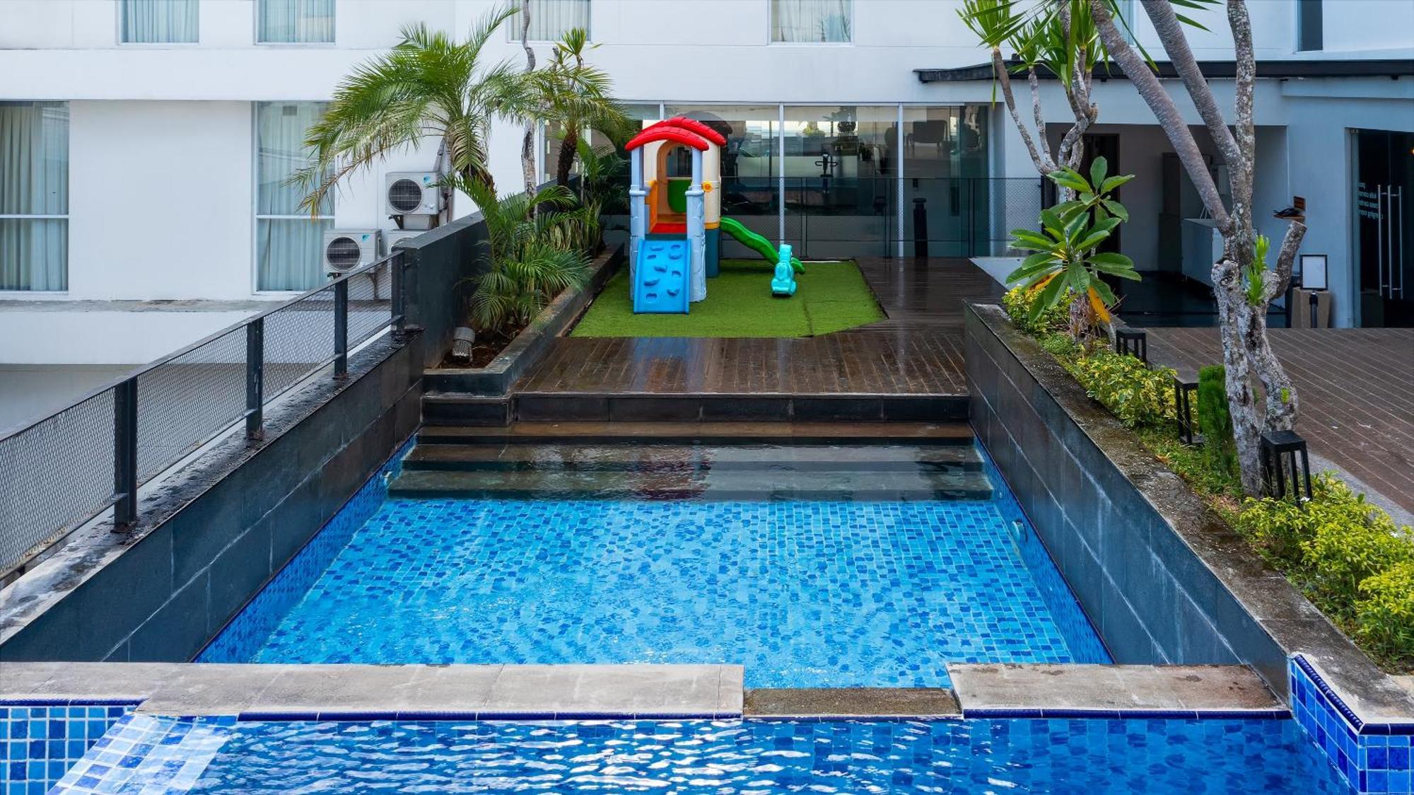 Luminor Hotel Purwokerto By Wh المظهر الخارجي الصورة